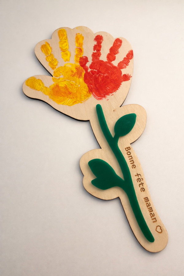 Fleur Empreinte Main Enfant en Bois – Cadeau Fête des Mères