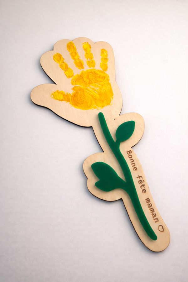 Fleur Empreinte Main Enfant en Bois – Cadeau Fête des Mères