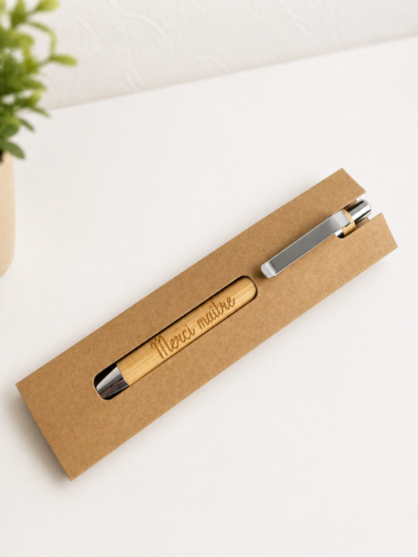 Stylo en bois personnalisé - Gravure au choix